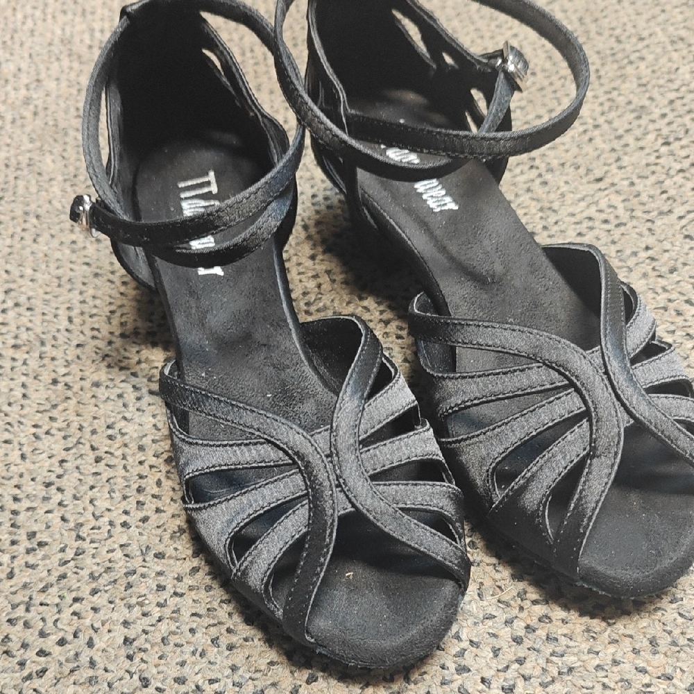 Women's Black Strappy Sandals